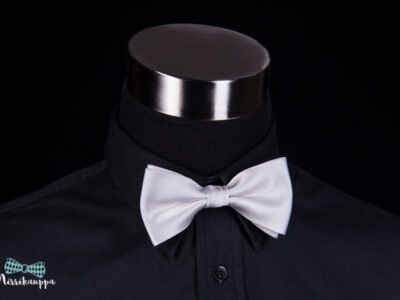 vaaleanharmaa-rusetti-matex-jalleenmyyja-turku-miesten-pukeutuminen-mirri-solmuke-asuste-bow-tie-mirrikauppa vaaleanharmaa-rusetti-matex-jalleenmyyja-turku-miesten-pukeutuminen-mirri-solmuke-asuste-bow-tie-mirrikauppa