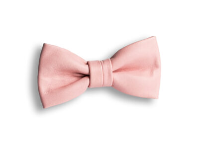 vaaleanpunainen-nahka-nahkarusetti-kasintehty-kasityo-naru-avainlipputuote-avainlippu-rusetti-rusetit-netista-sulhanen-pukeutuminen-haat-mirrikauppa-kotimainen-suomalainen-verkkokauppa