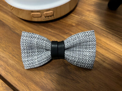 kasintehty-rusetti-sohvanpaallisesta-mirrikauppa-kotimainen-kasityo-