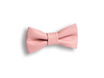 nahkainen-vaaleanpunainen-vauvan-rusetti-rusetit-netista-ristiaislahja-ristiaiset-vauvalle-lahjaksi-vauvanrusetti-mirrikauppa-kotimainen-suomalainen-verkkokauppa-roosa-roosanvarinen