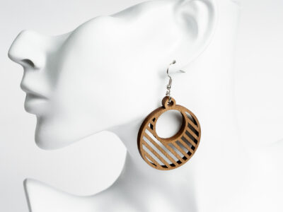 puiset-pyoreat-korvakorut-korvakoru-vaneri-puu-puiset-puukorvakorut-vanerikorvakorut-kotimainen-naru-mirrikauppa